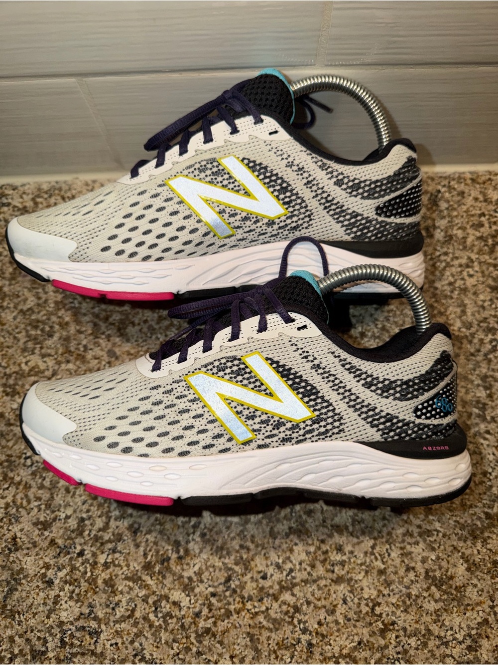 New Balance Women's Gray & Black Running Shoes with Yellow Logo and Pink Accents
